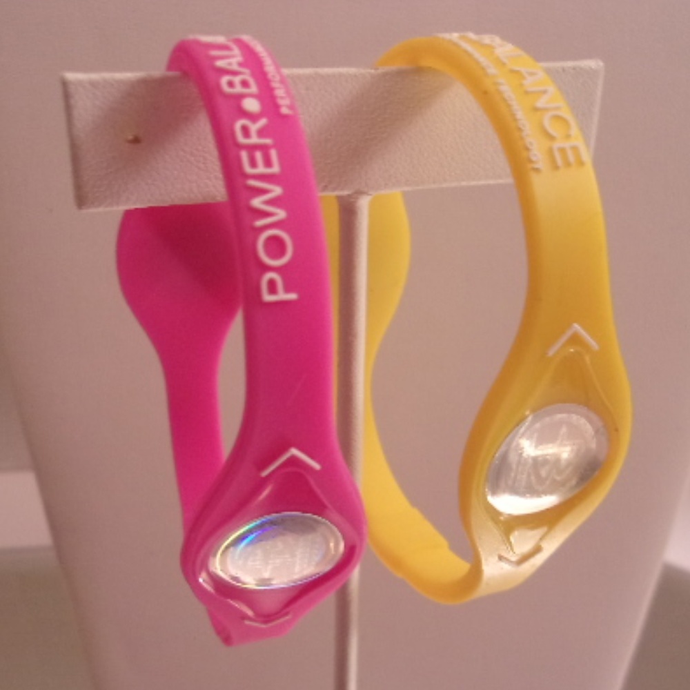 Nwts 2 Lg Power Balance Bracelets. K21-5